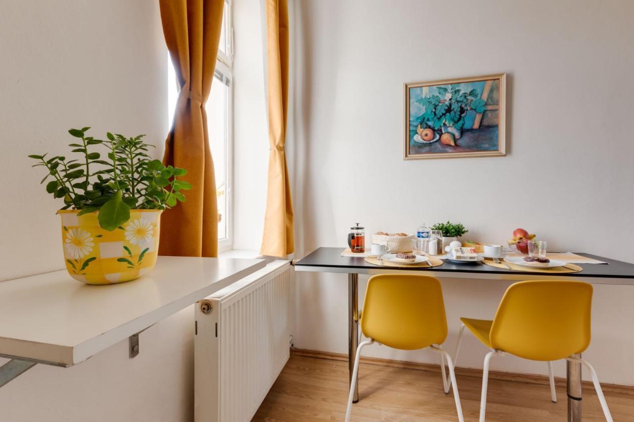 Sunshine Apartment Near The City Center 布拉格 外观 照片